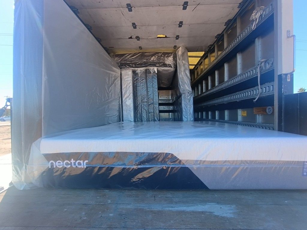 Brand New King Size Memory Foam Mattress Included Box Spring Free Delivery 