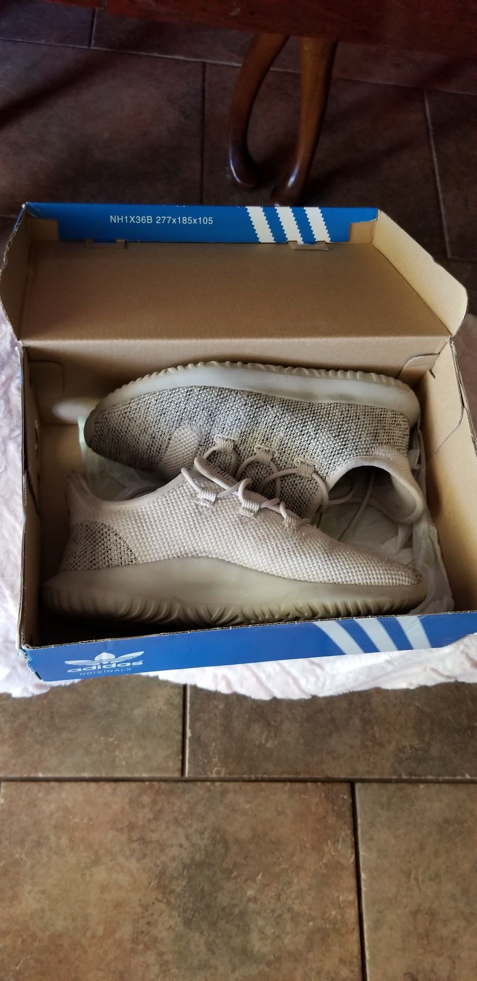 Adidas Tubular Shadow sz 3