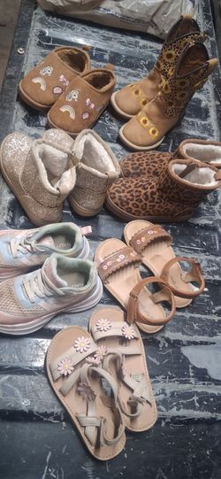 Toddler Girl Shoes Lot of 7 Pairs zapatis para niña