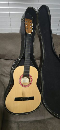 ACOUSTIC GUITAR SIZE 3/4 $49