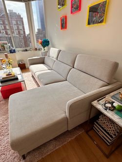 Modani Luca Sectional Sofa