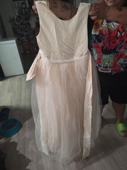 2 BRIDES MAID DRESSES AND 1 FLOWER GIRL DRESS LIKE NEW VERY VERY WELL TAKEN CARE OF PRICES PER DRESS