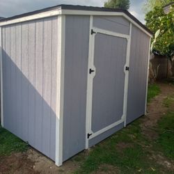 8x10x8 Custom Sheds 