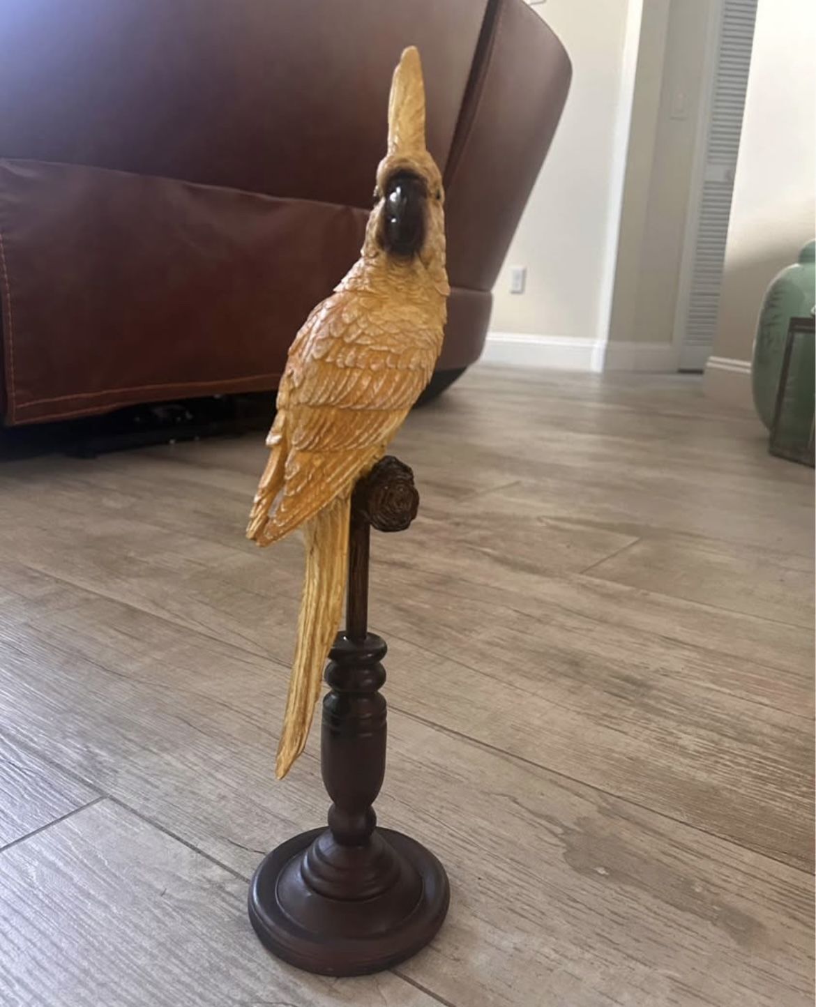 Parrot Statue Vintage