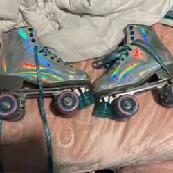 Woman’s Roller Skates 