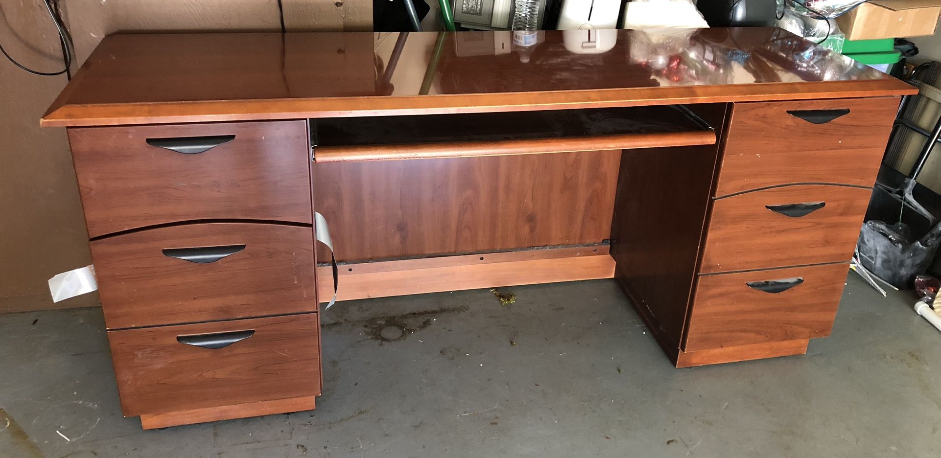 Office Desk And File Cabinet 