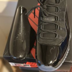 Jordan 11 Cap &Gown Size 14