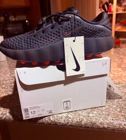 Nike mind 002 size 12 mens for pick up only