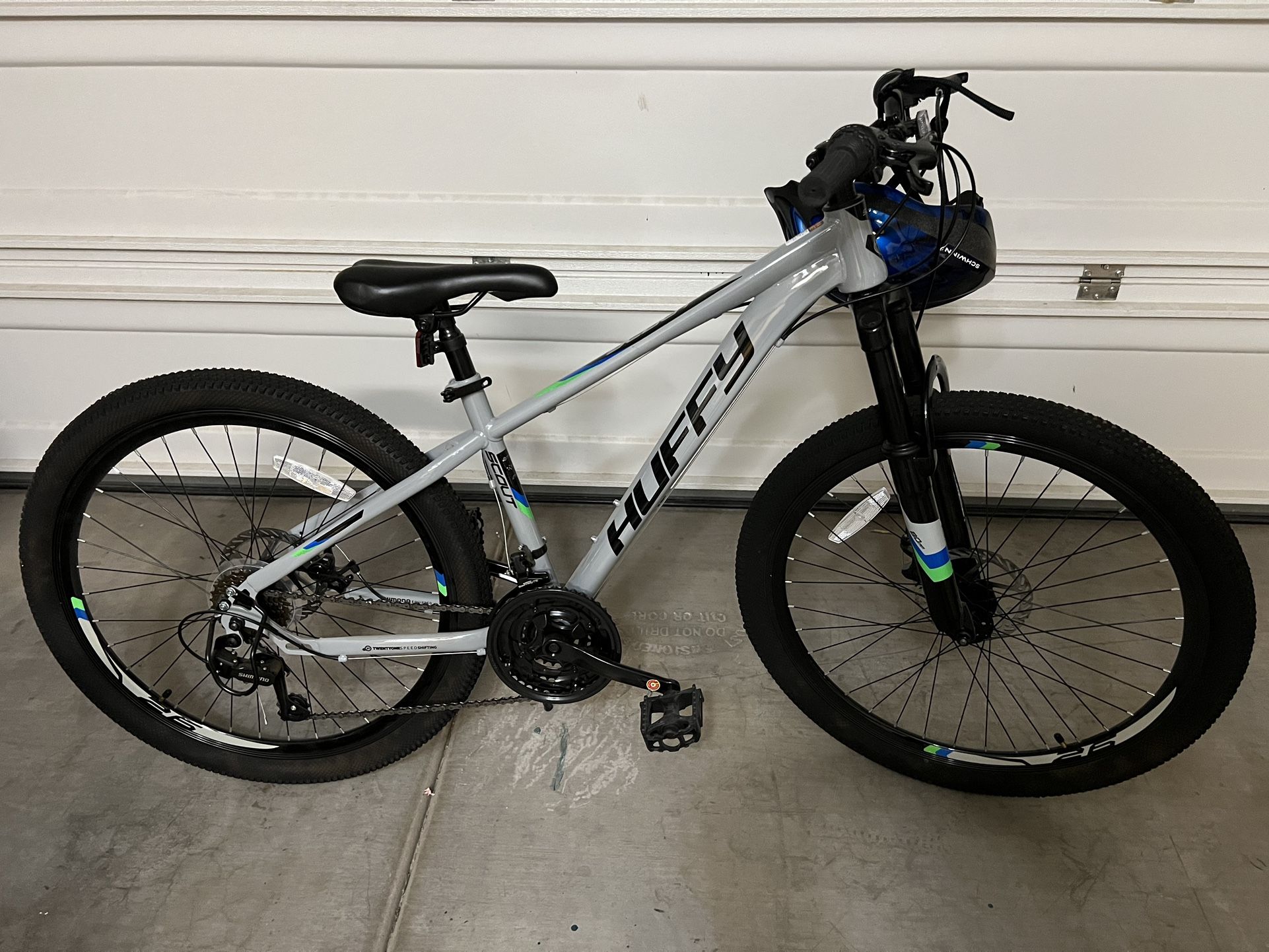 Huffy 26" Scout Men's Mountain Bike 21 Speed Gray