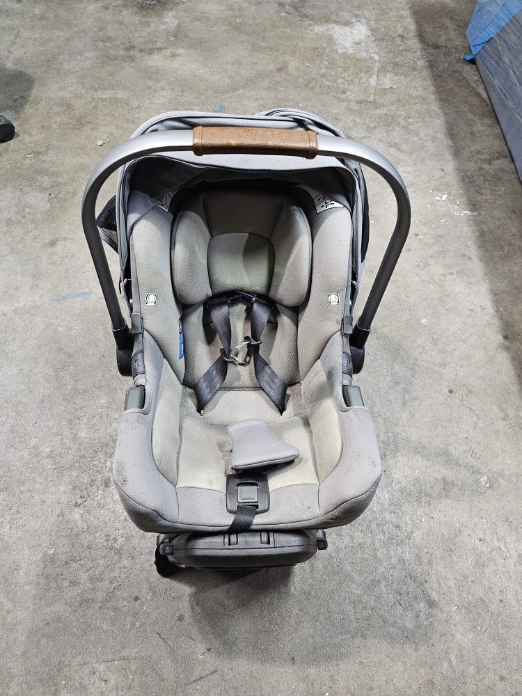 NUNA INFANT Pipa RX CAR Seat & BASE