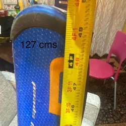 Skis 127 cms