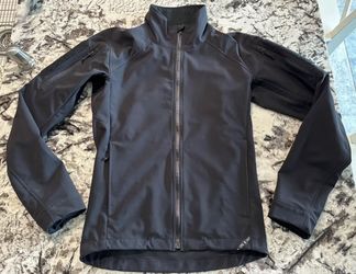 BRAND NEW AUTHENTIC CRYE FIELDSHELL 2 BLACK JACKET