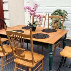Dining Table & 6 Dining Chairs. Delivery Available 🚚.