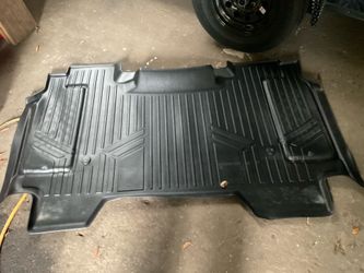 Ram 1500 crew cab rear mat new condition
