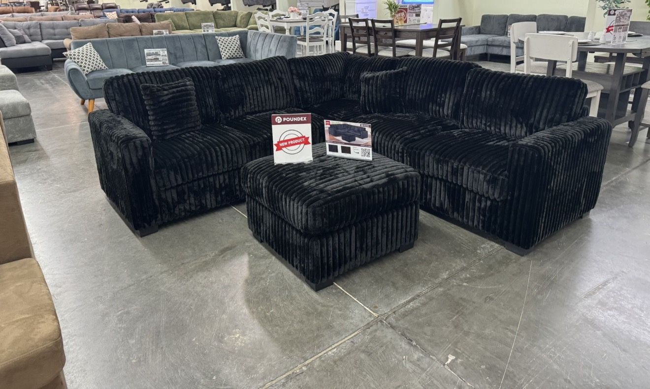 Black Sofa Sectional w/ Free Ottoman