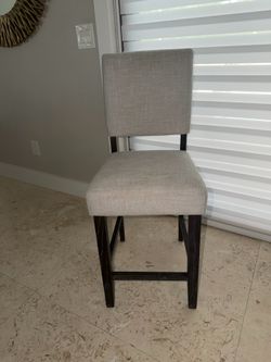 4 Barstools