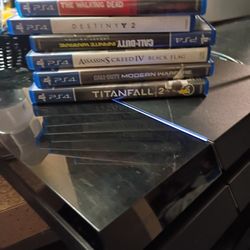 Ps4 And 7 Games