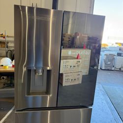 Refrigerator LG