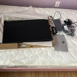 DELL COMPUTER MONITOR 