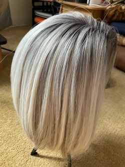 Silver Gray Blond Lace Front Wig – Dark Roots, Shoulder-Length Bob – Brand New