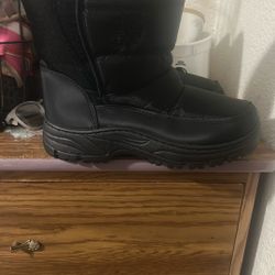Snow Boots 