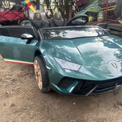 Lamborgini performante (POWERWHEEL)