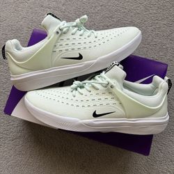 Nike SB Zoom Nyjah 3 Shoes Size 13