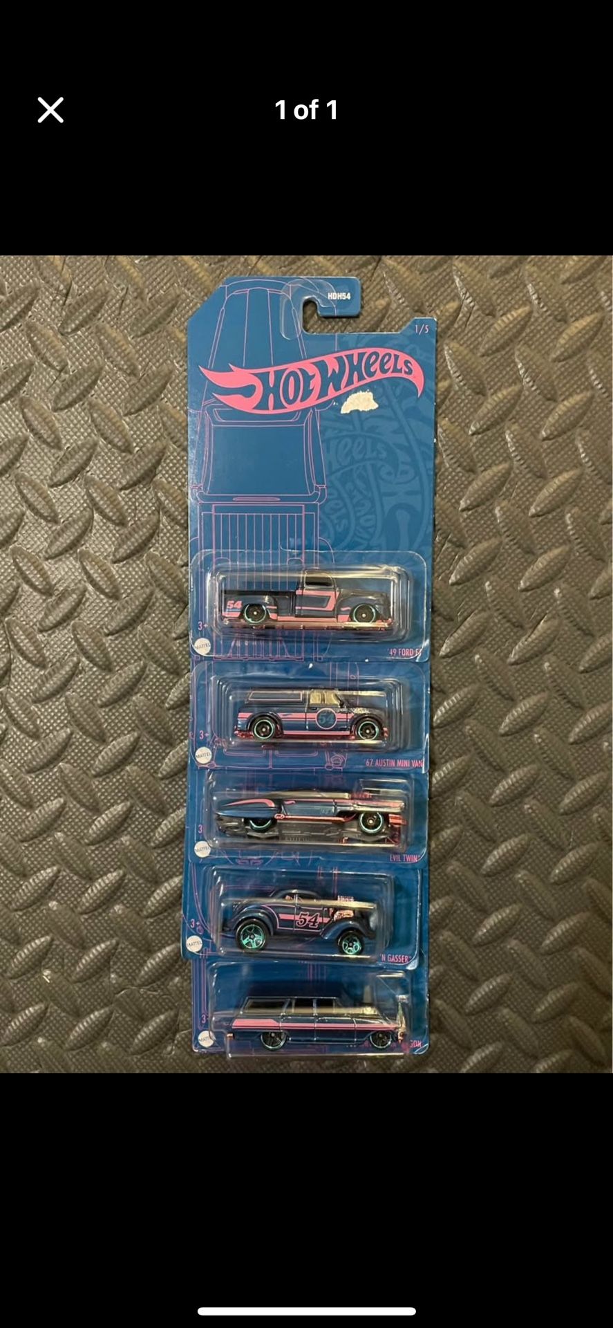 HOT WHEELS