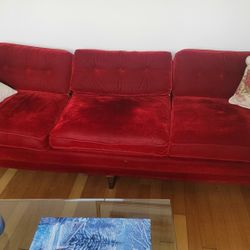 LIVING ROOM FURNITURE