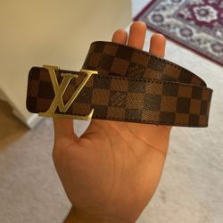LOUIS VUITTON BELT
