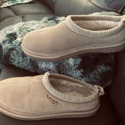 UGG koolaburra