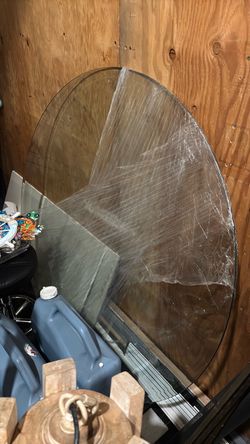 Glass top for round table