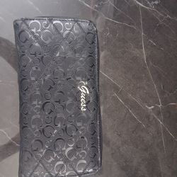 Guess Wallet