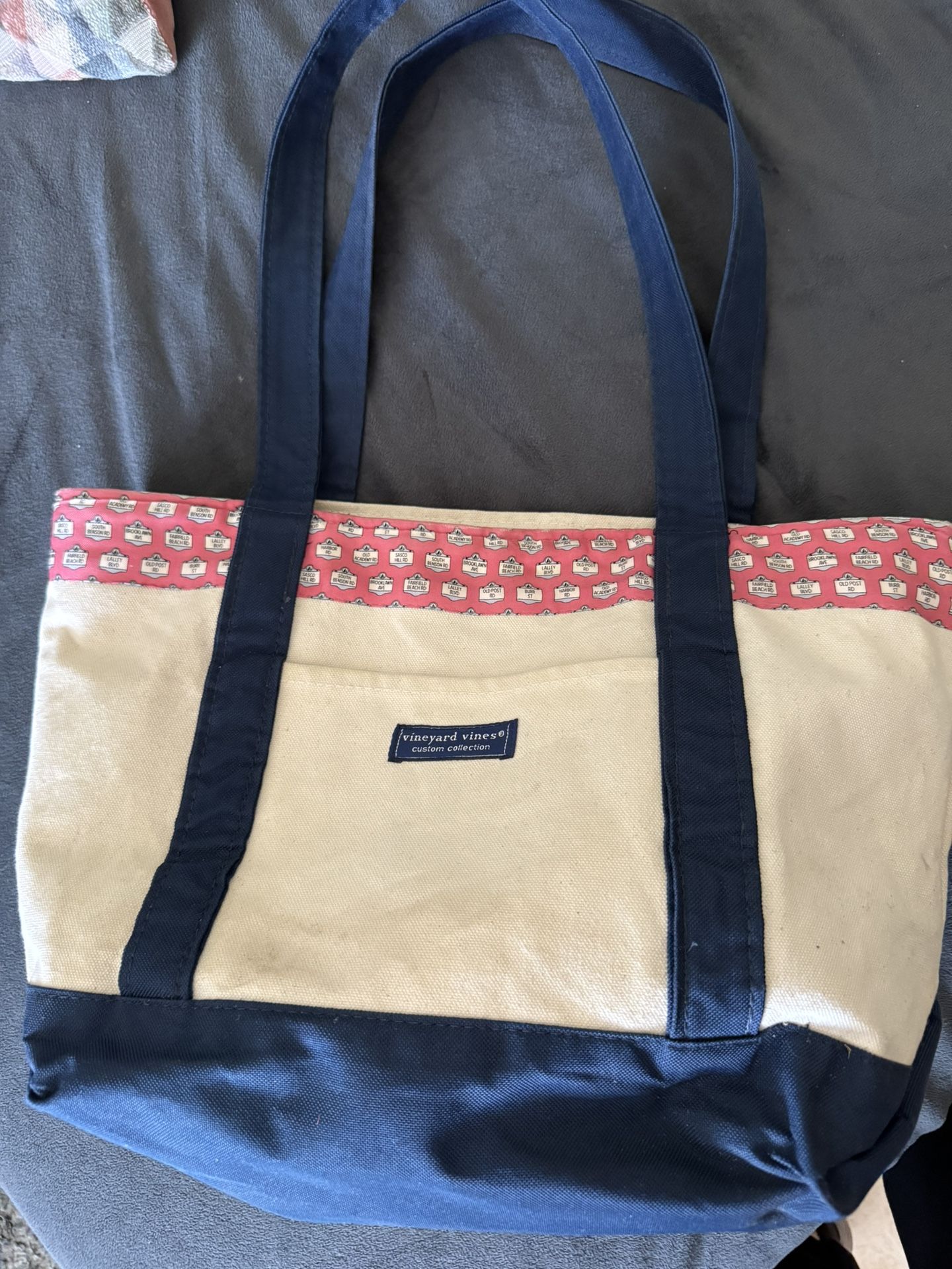 Vineyard Vines canvas tote bag white with navy blue and Pink trim