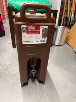 Cambro Camtainer 4.75 Gallon Insulated Beverage Server