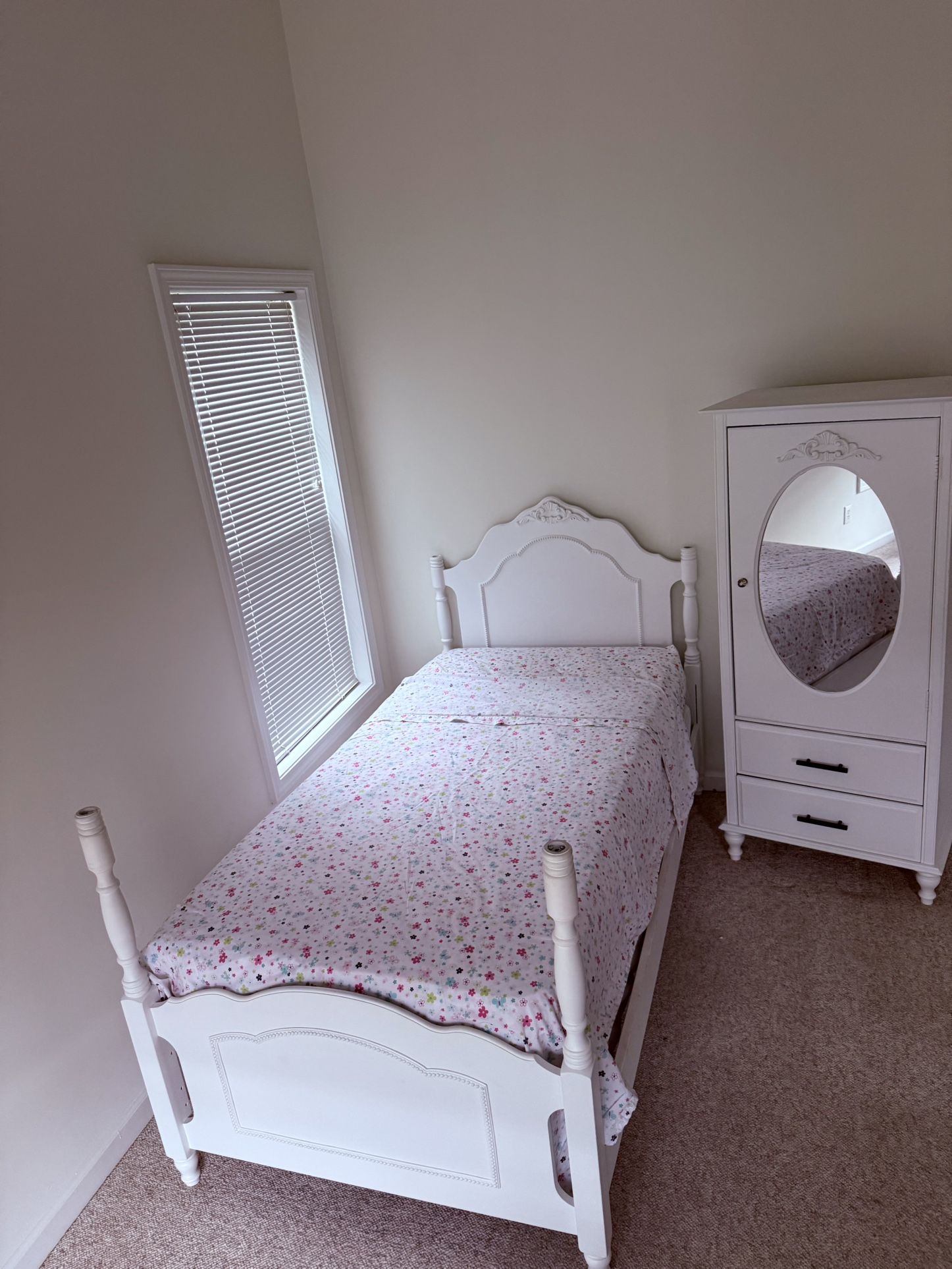 Twin Bed