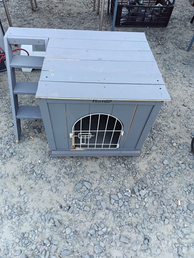 Small Dog House