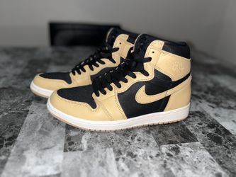 Jordan 1 Retro High OG - Heirloom