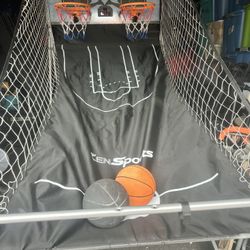 Basketball Hoops 