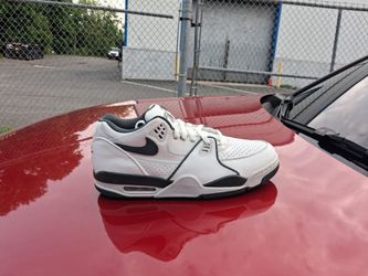 Brand New And Original Men's Nike Air Flight Sneakers Size 10