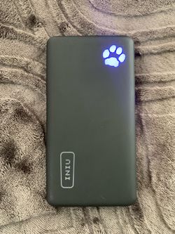 Up For Is a 10000mAh Power Bank With Type C, Apple And USB.