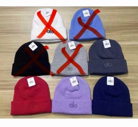 NWT Alo Beanies (unisex)