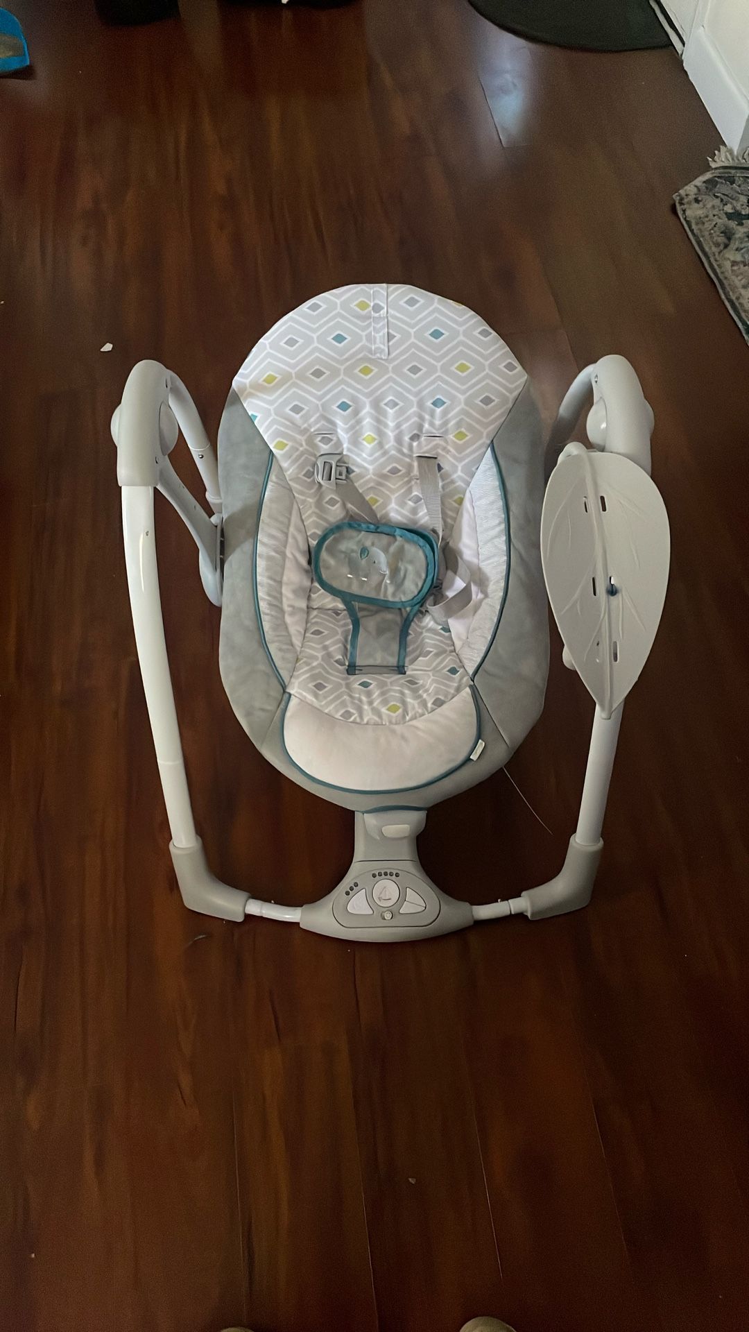 Baby Swing ingenuity