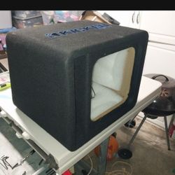 Kicker 12" L7 Speaker Box