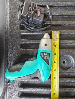 Mini cordless drill