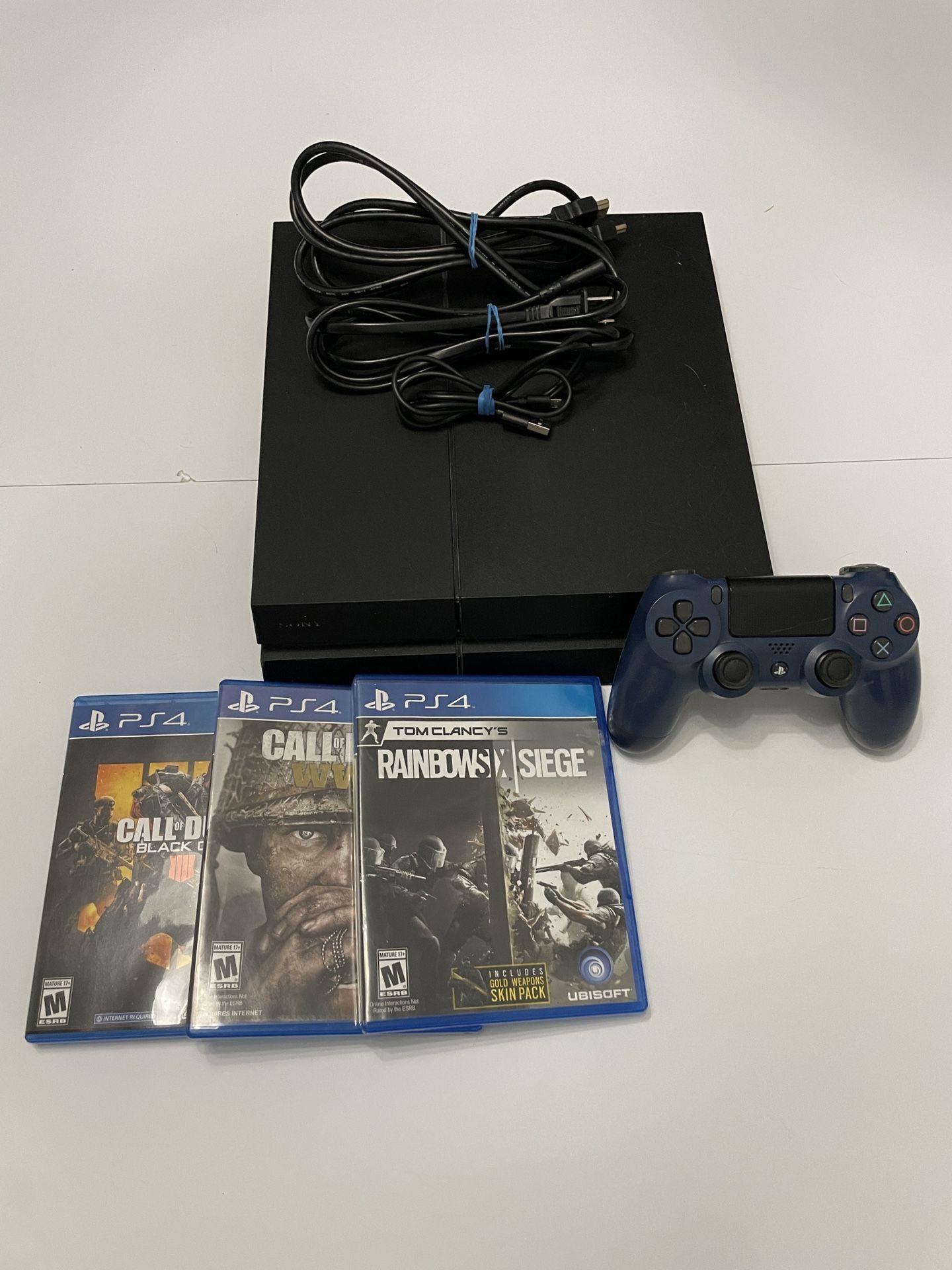 PS4 With 3 Games