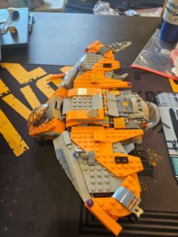 Orange Milano and escape pod from infinity war