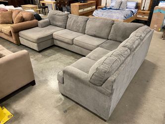 Grey Plush U Shaped Sectional with Chaise Lounge