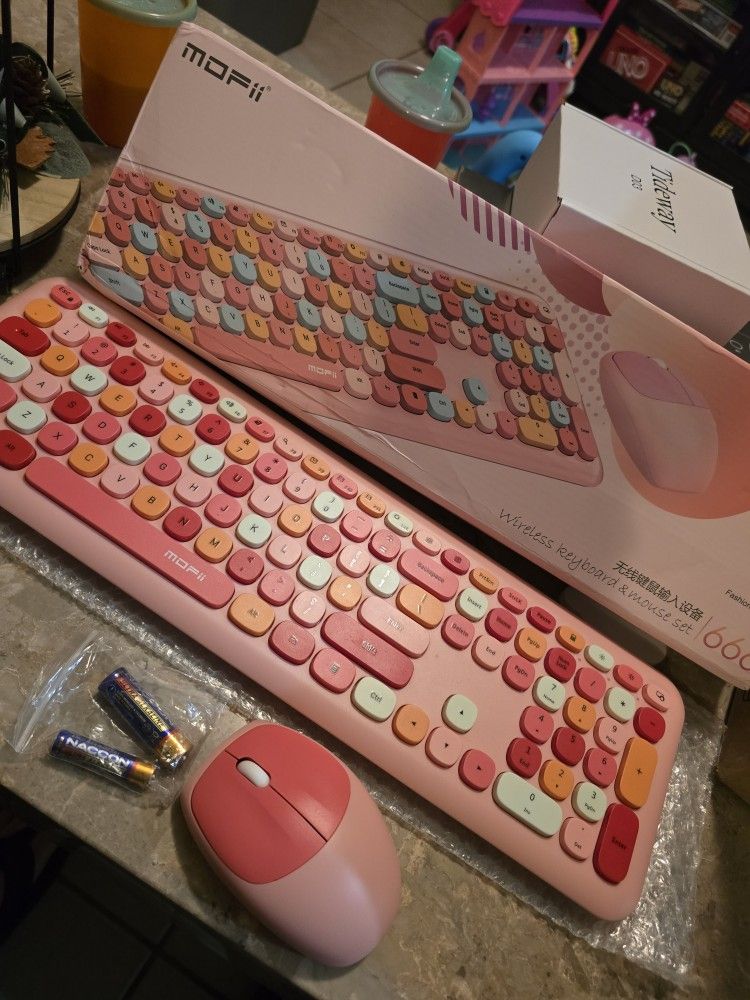 Mofii Wireless Keyboard And Mouse