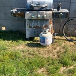 BBQ Grill With Tank